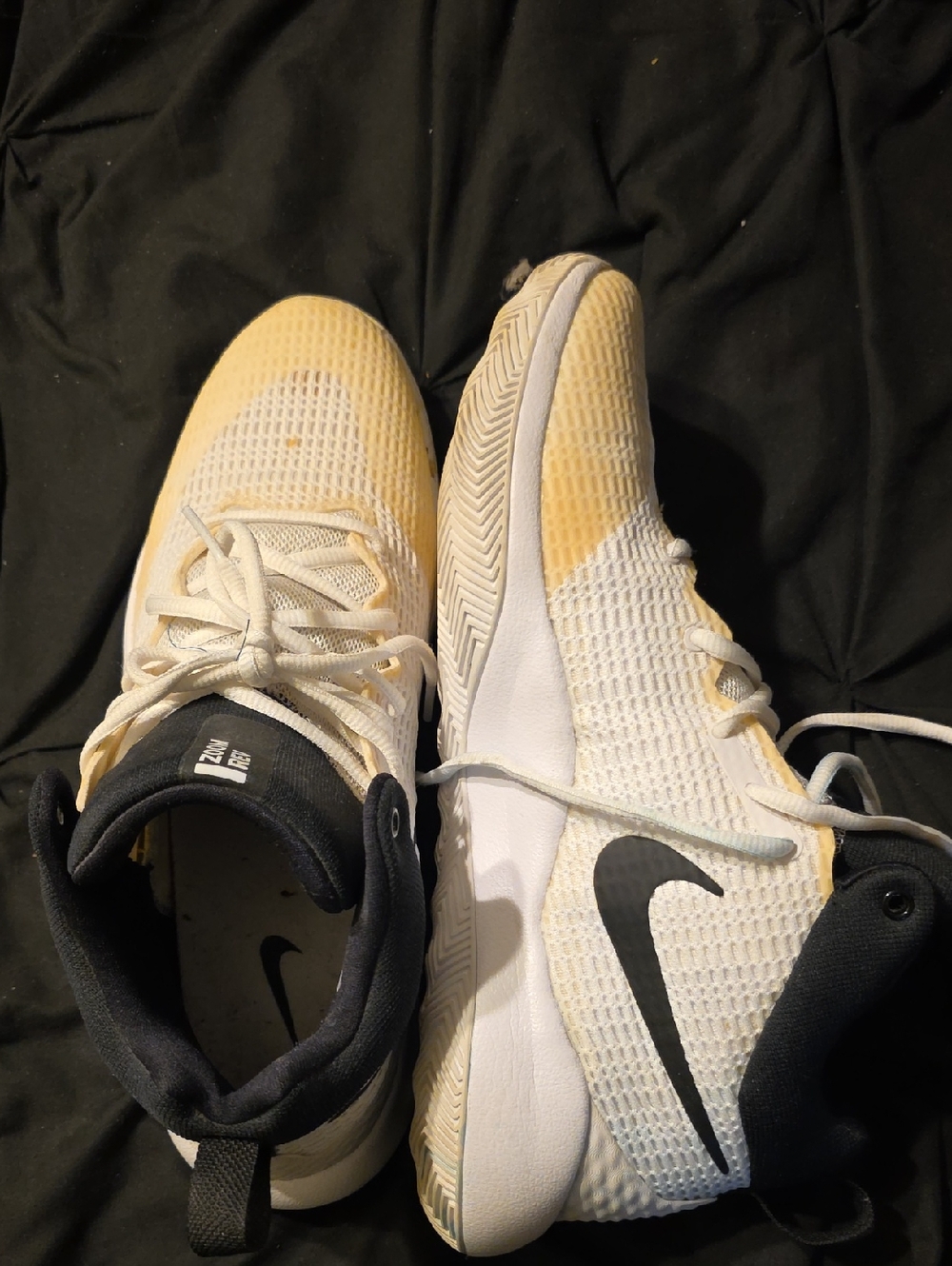 Nike White and Yellow Knit Trainers with Black Swoosh
